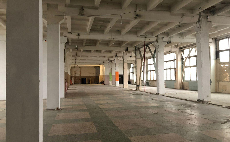 Сдам помещение свободного назначения, 1 600 м² фото