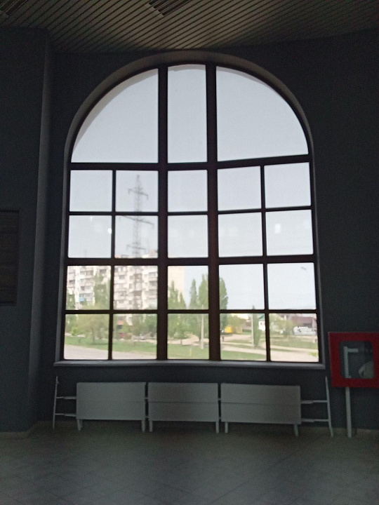 Площадь под магазин, кафе, услуги 705 м² фото