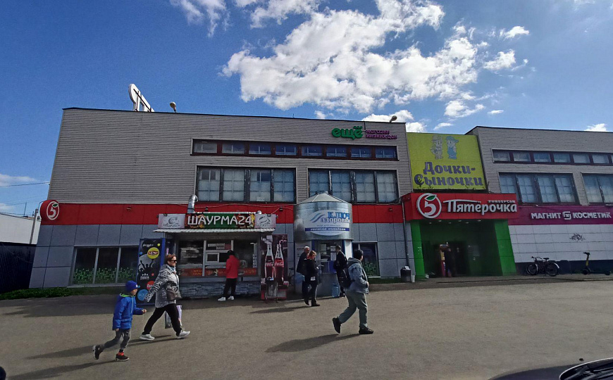 Сдам торговое помещение, 130 м² фото