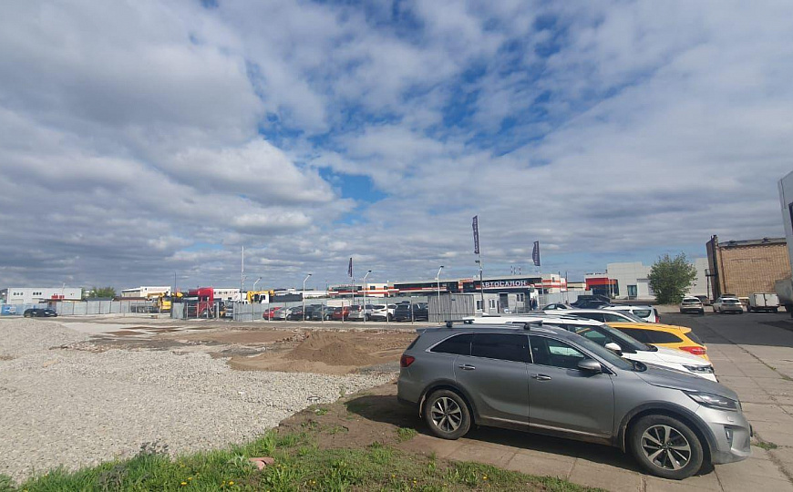 Сдается открытая площадка под строительный рынок  1 000 м² фото