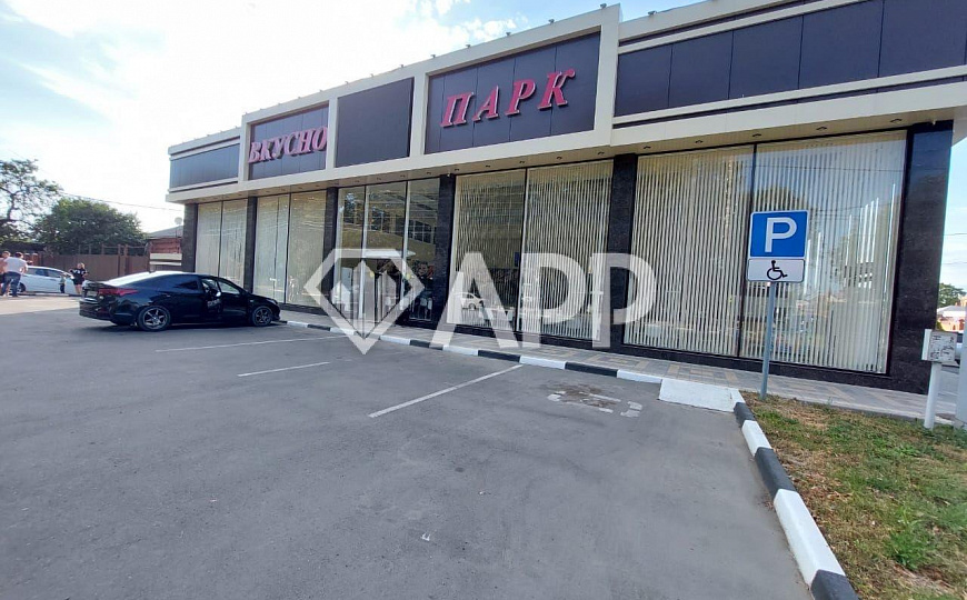 Продам готовый бизнес общественного питания со зданием- 392 м², 6 соток земли.  фото