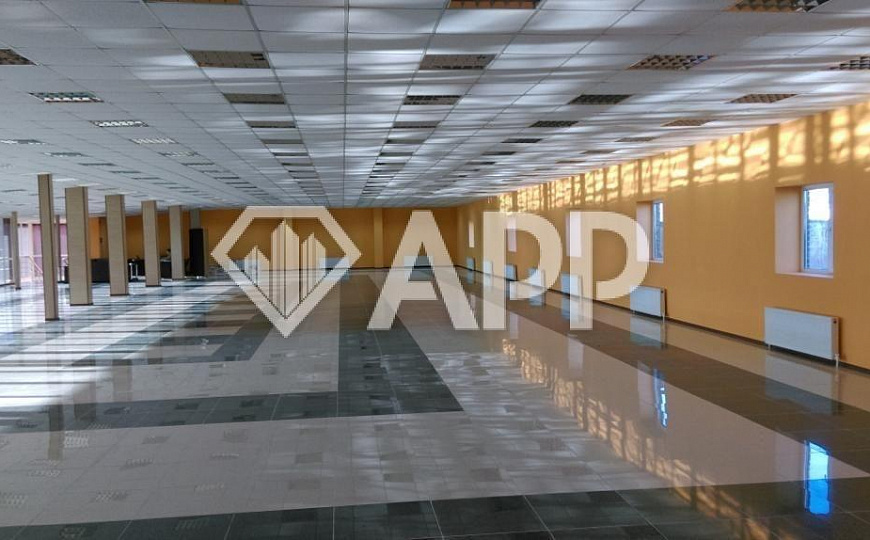 Сдам помещение свободного назначения, 730 м² фото