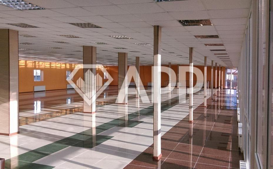 Сдам помещение свободного назначения, 730 м² фото