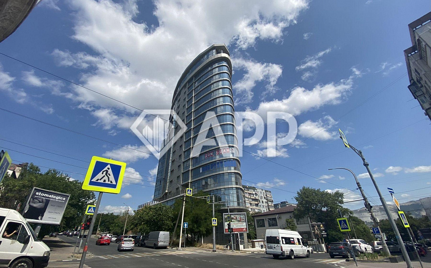 Продам торговое помещение, 139,7 м² фото