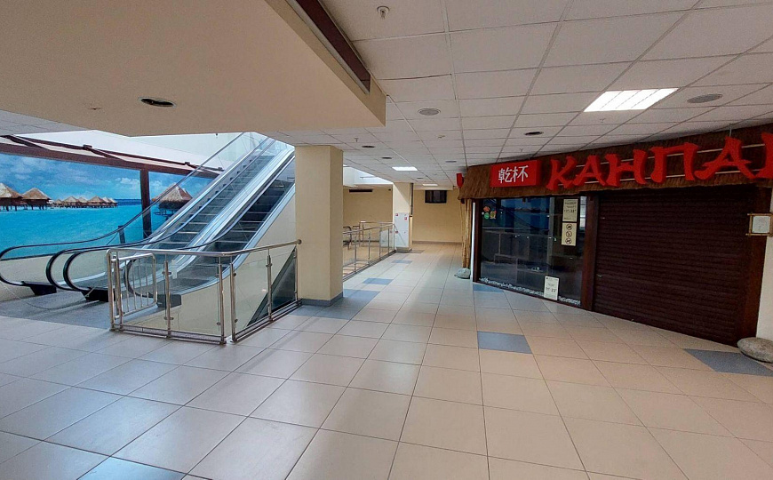 Продажа здания в деловом центре города. фото