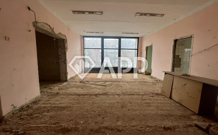 Продам помещение свободного назначения, 1 400 м² фото