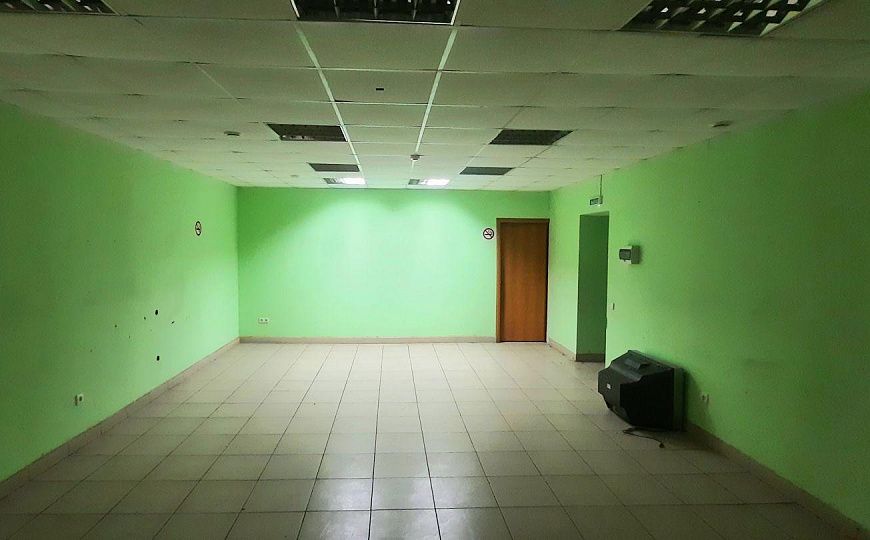 Торговое помещение, 222 м² фото