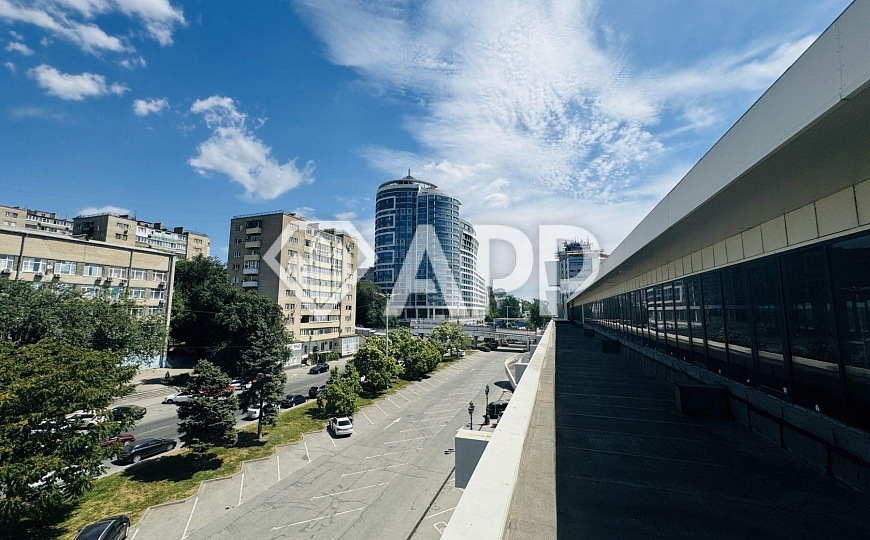 АРЕНДА/СДАМ/1400 м2/3 этаж / вид на дон/ парковка 155 мест фото