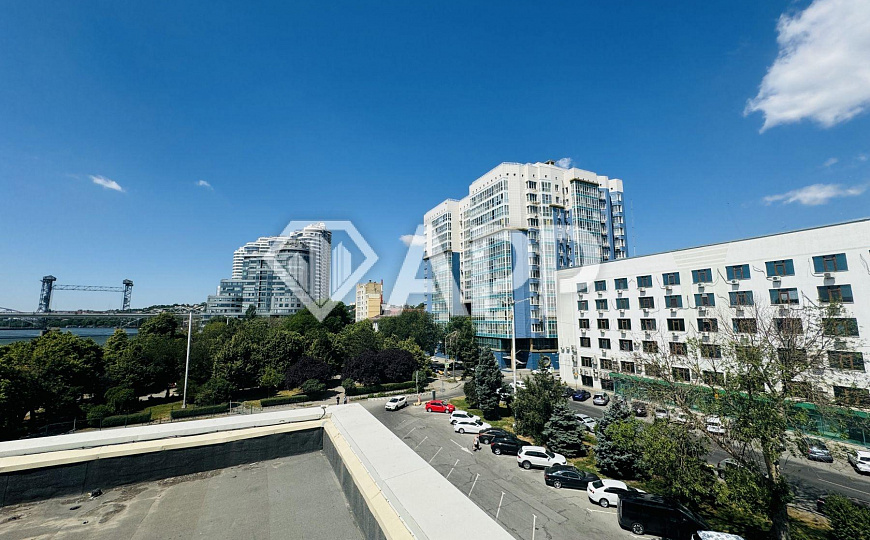 АРЕНДА/СДАМ/1400 м2/3 этаж / вид на дон/ парковка 155 мест фото