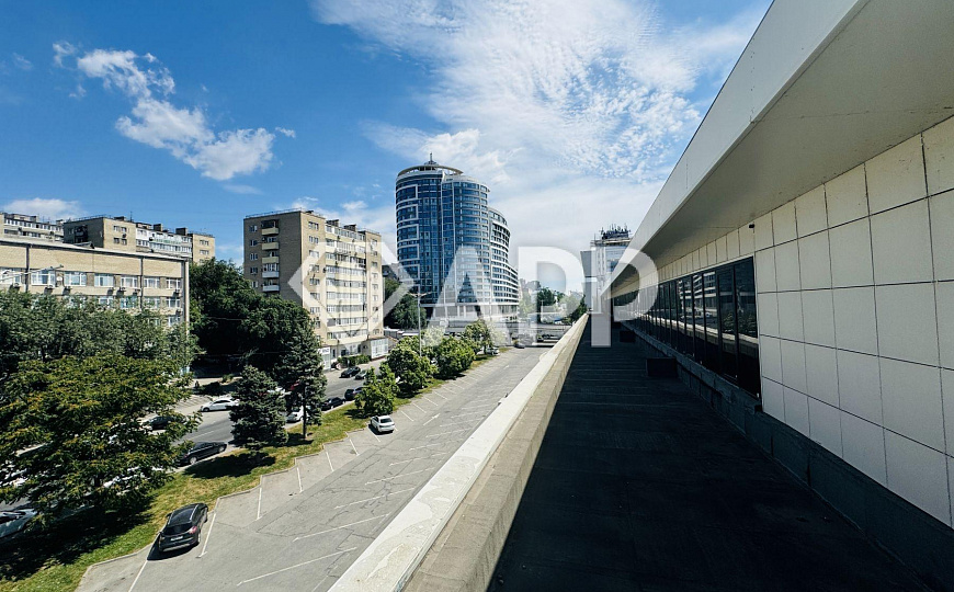 АРЕНДА/СДАМ/1400 м2/3 этаж / вид на дон/ парковка 155 мест фото