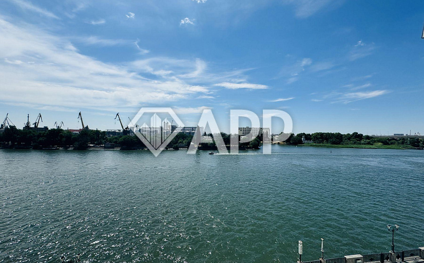 АРЕНДА/СДАМ/1400 м2/3 этаж / вид на дон/ парковка 155 мест фото