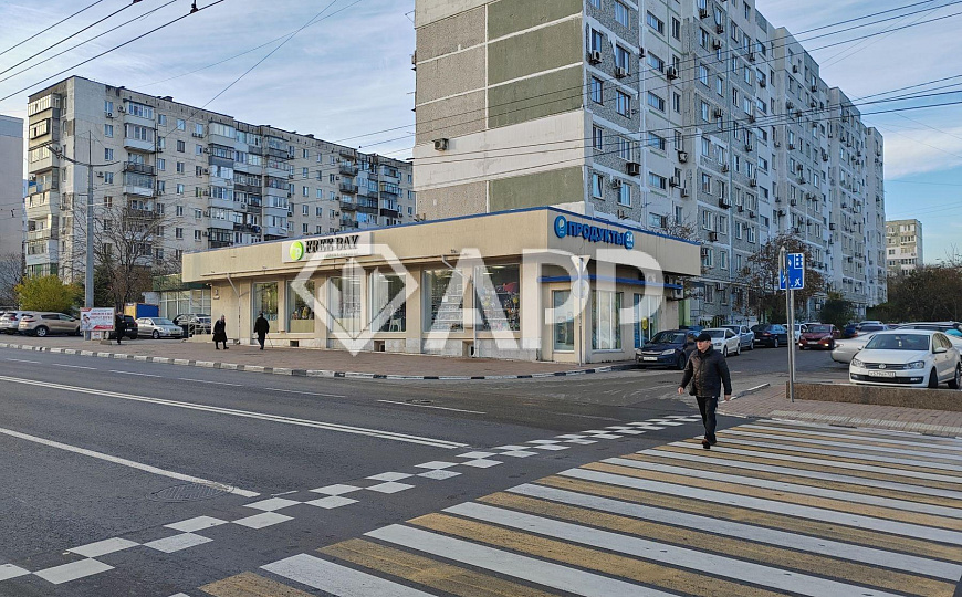 Продам торговое помещение, 500 м² фото