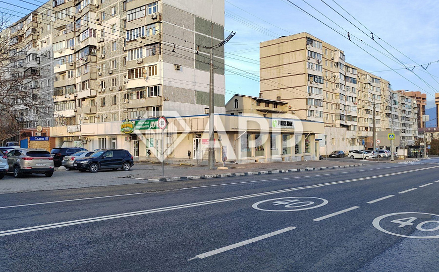 Продам торговое помещение, 500 м² фото