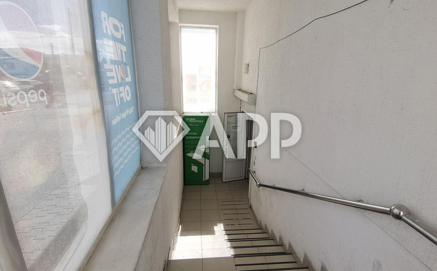 Продам торговое помещение, 500 м² фото