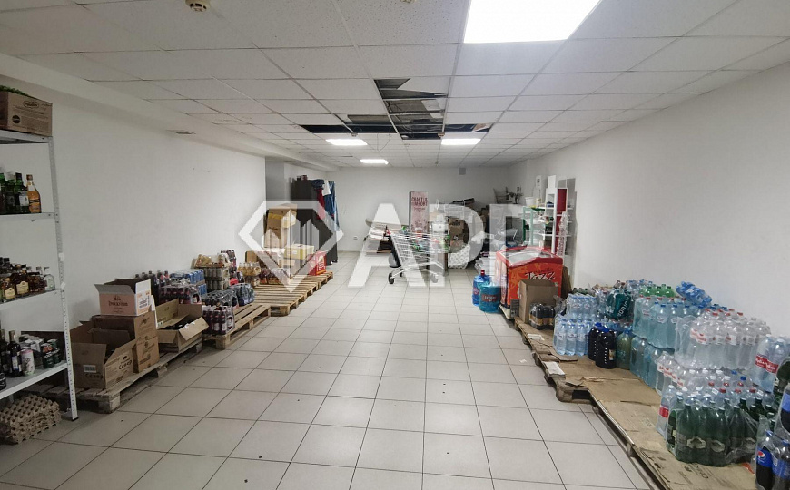 Продам торговое помещение, 500 м² фото