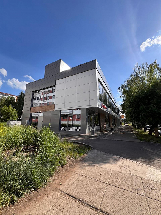 Продаются помещения свободного назначения 570 м² фото