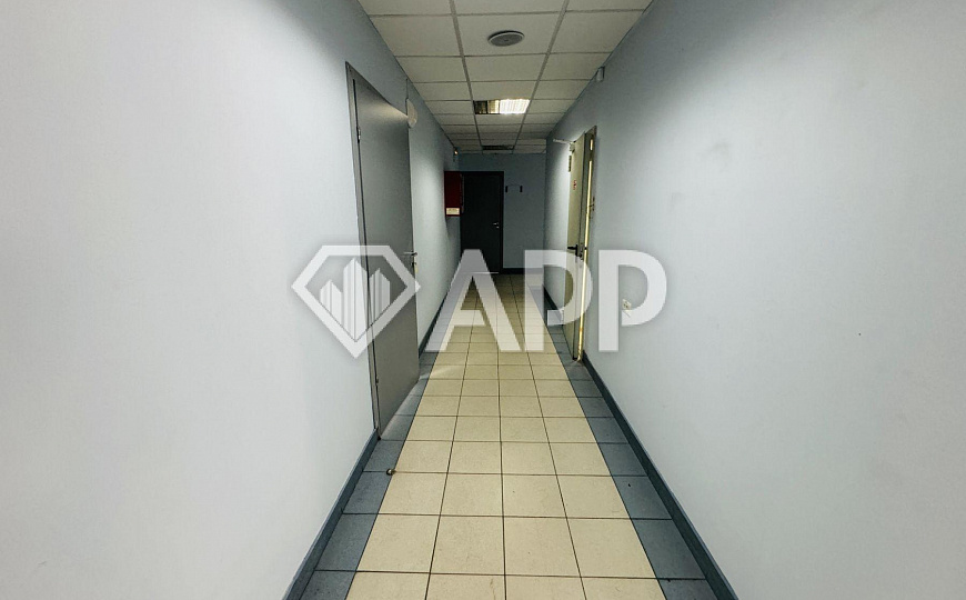 Сдача / Аренда / 200 м2 /350 м2 /150 м2 /центр /трафик фото