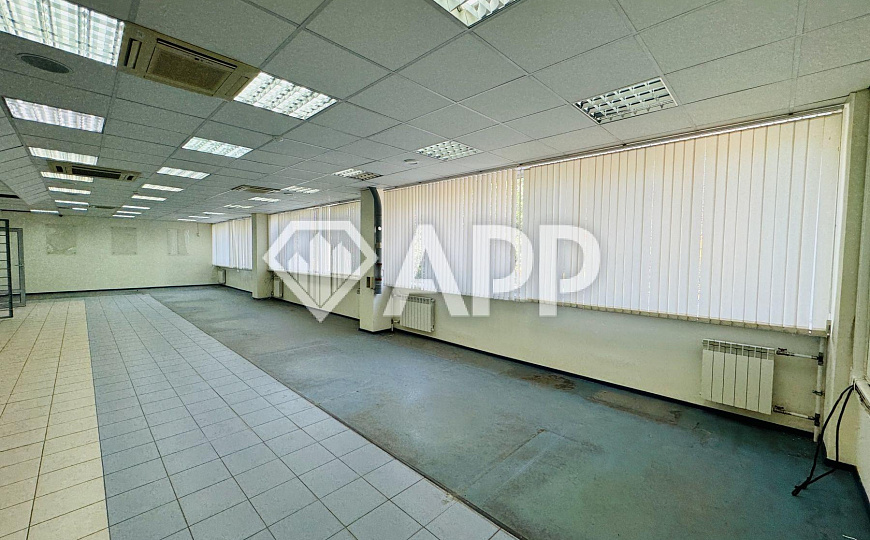 Сдача / Аренда / 200 м2 /350 м2 /150 м2 /центр /трафик фото