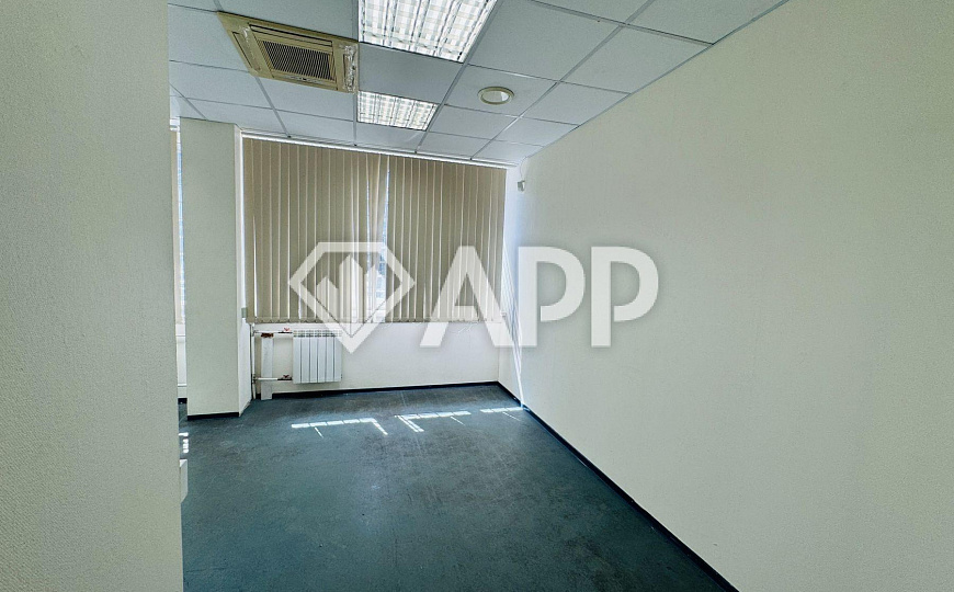 Сдача / Аренда / 200 м2 /350 м2 /150 м2 /центр /трафик фото