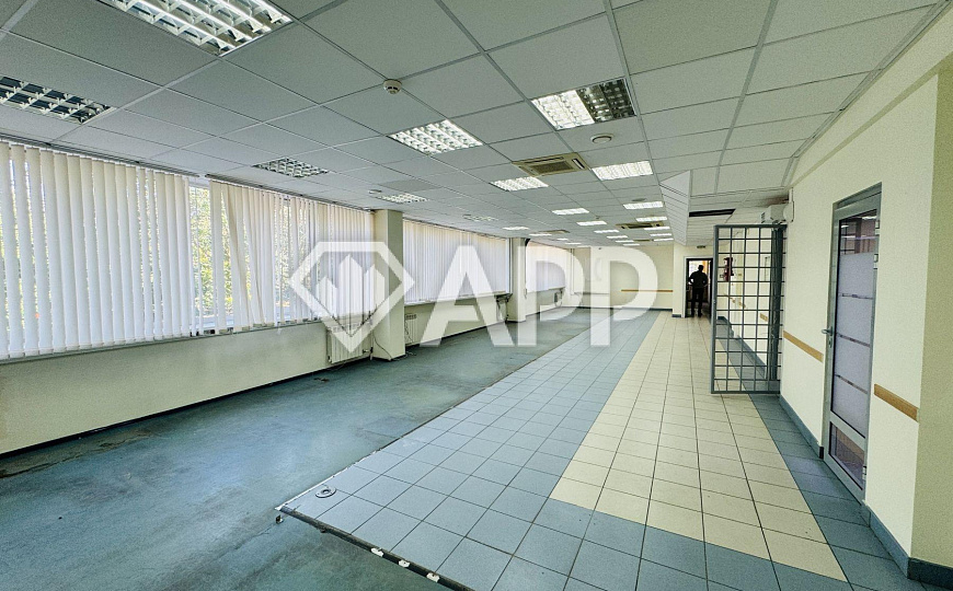 Сдача / Аренда / 200 м2 /350 м2 /150 м2 /центр /трафик фото
