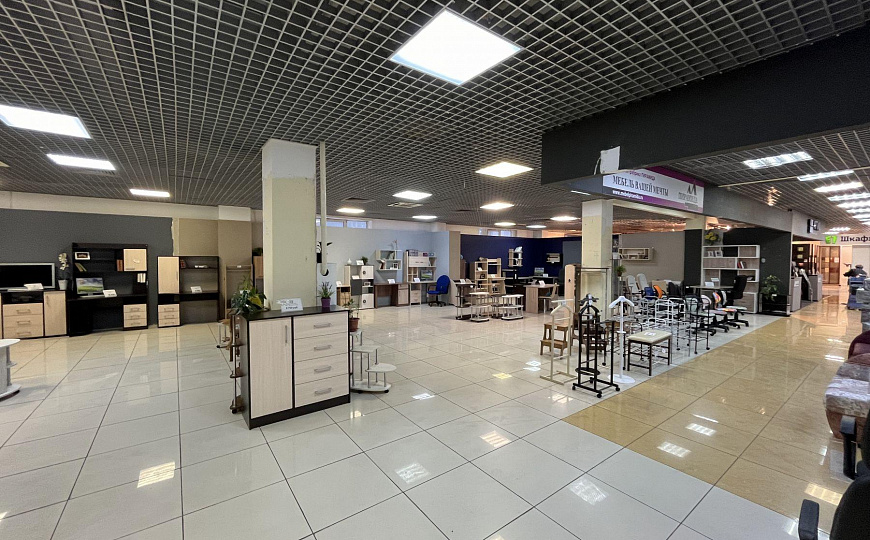 Сдам торговое помещение, 1150 м² фото