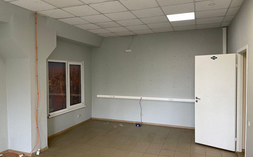 Сдам офисное помещение, 42 м² фото