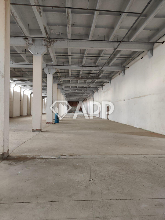 Сдам складское помещение, 4 300 м² фото