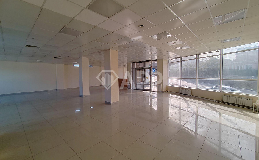 Продам помещение свободного назначения, 700 м² фото