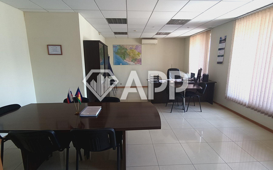 Сдам офисное помещение, 160 м² фото