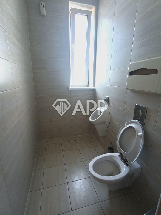 Сдам офисное помещение, 160 м² фото