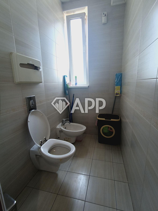 Сдам офисное помещение, 160 м² фото