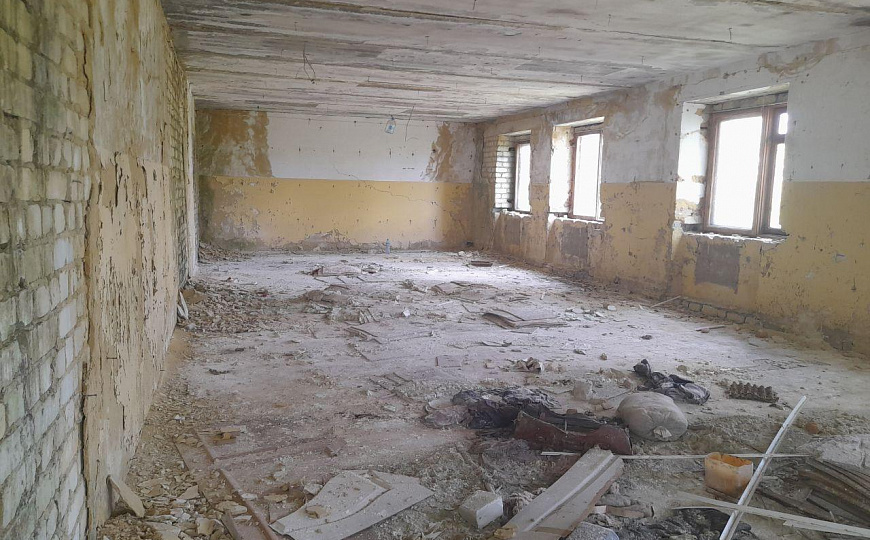 Склад, 8000 м, земля в собственности фото