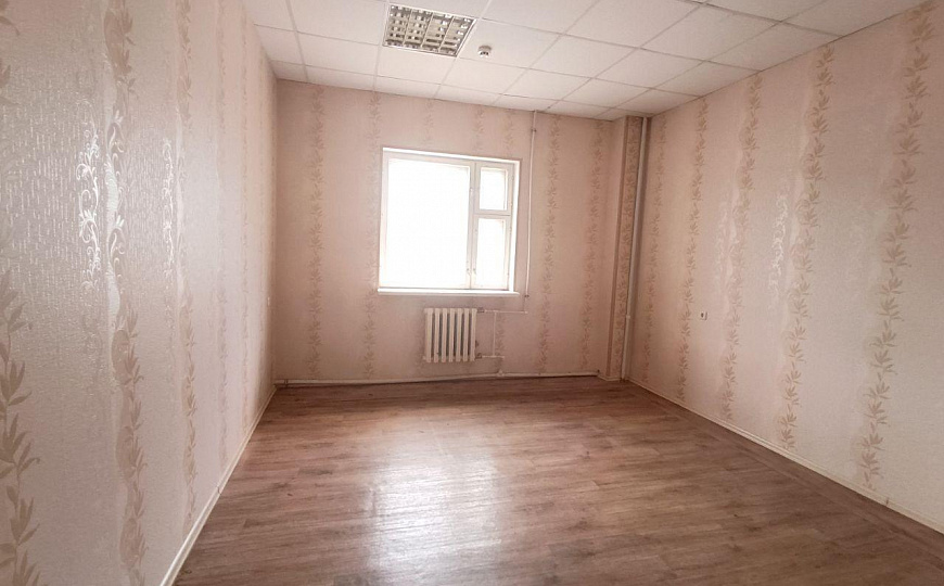Офисное помещение в аренду, 82 м2 фото