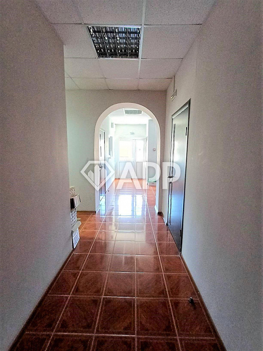 Продаю офисное здание , 550 м² фото