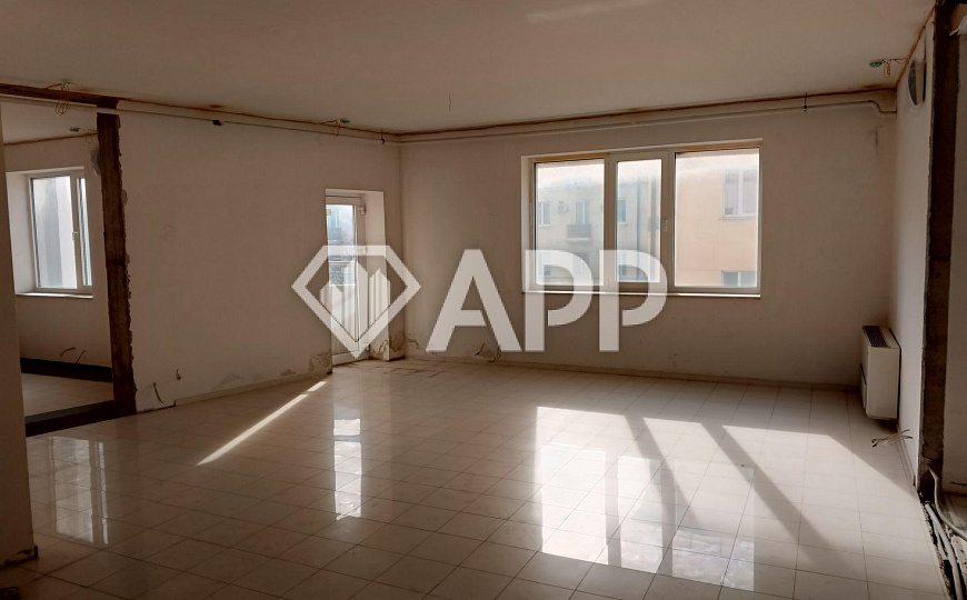 Сдам офисное помещение, 386,9 м² фото