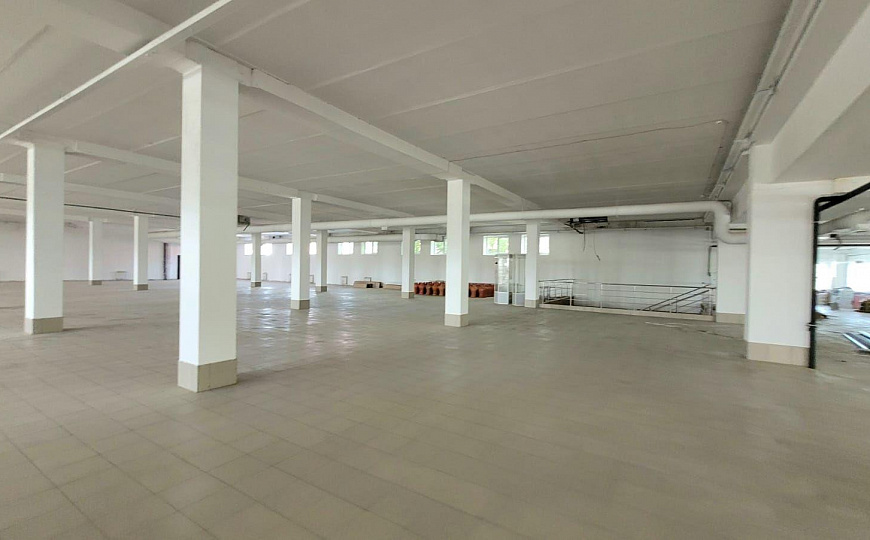 Сдам торговое помещение, 500 м² фото