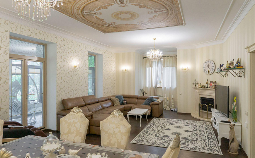 Продается шикарный частный жилой комплекс  410 м² фото