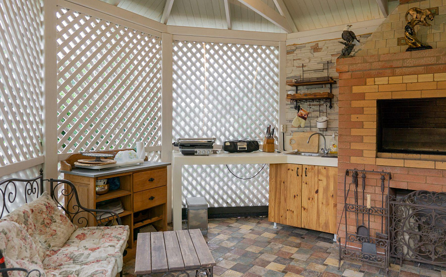 Продается шикарный частный жилой комплекс  410 м² фото