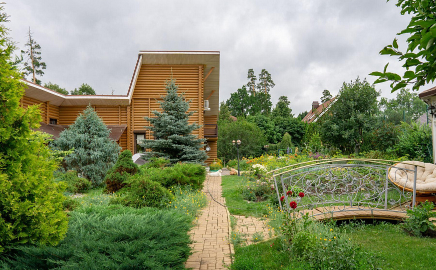 Продается шикарный частный жилой комплекс  410 м² фото