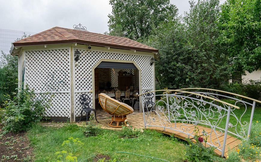 Продается шикарный частный жилой комплекс  410 м² фото