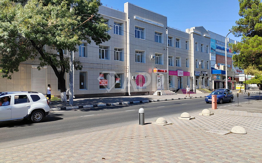 Продам торговое помещение, 75 м² фото