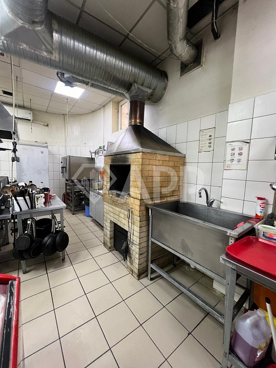 Сдам помещение свободного назначения, 294 м² фото