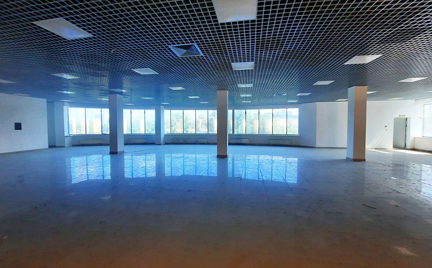 Сдам отдельно стоящее здание, 720 м² фото