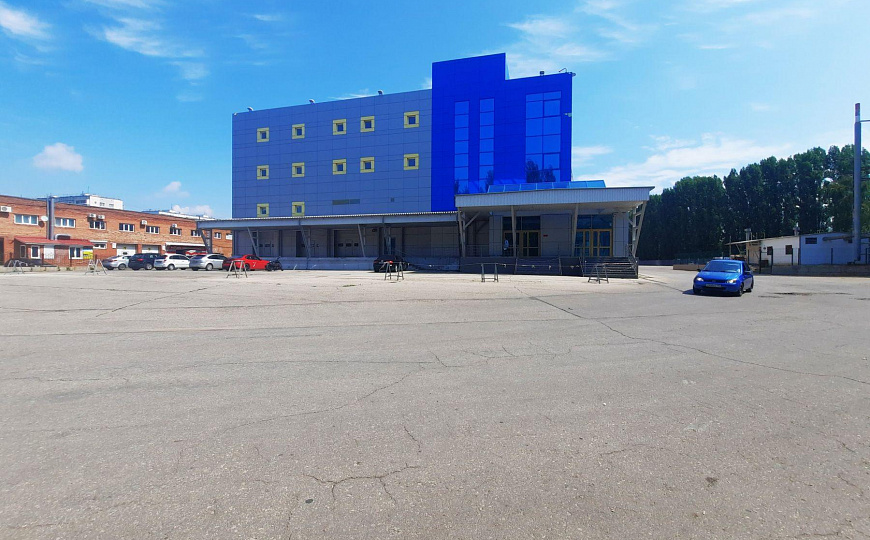 Сдам отдельно стоящее здание, 720 м² фото