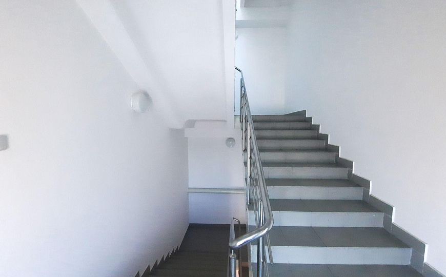 Сдам отдельно стоящее здание, 720 м² фото