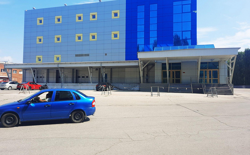 Сдам отдельно стоящее здание, 720 м² фото