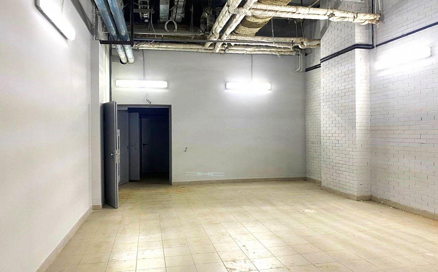 Торговая площадь в аренду фото