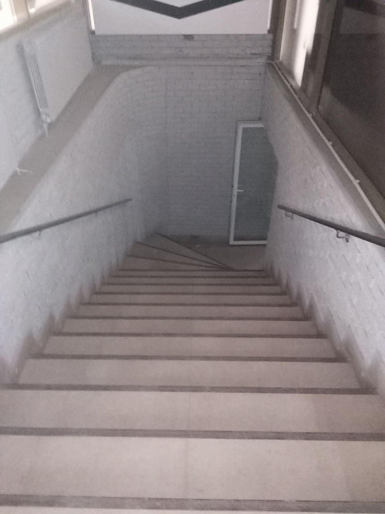 Помещение рядом с Ворошиловским ТЦ, трафик, 290 м² фото