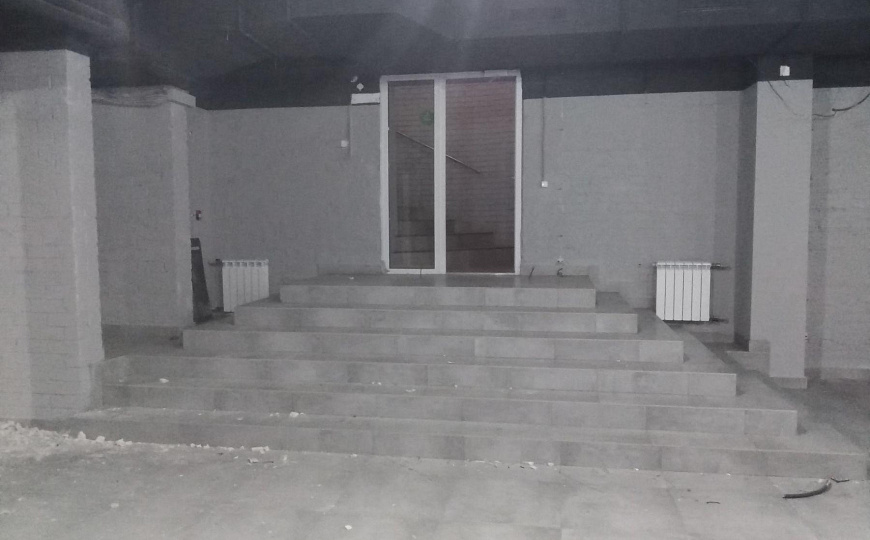 Помещение рядом с Ворошиловским ТЦ, трафик, 290 м² фото