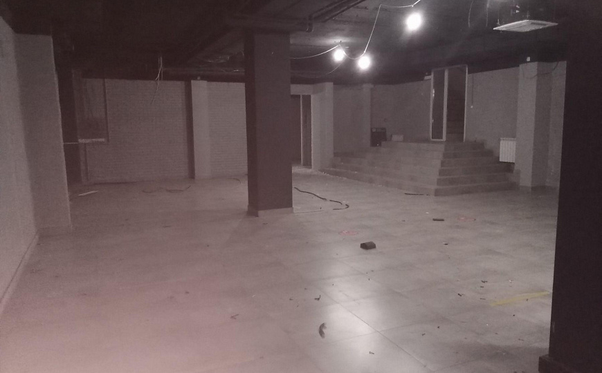 Помещение рядом с Ворошиловским ТЦ, трафик, 290 м² фото